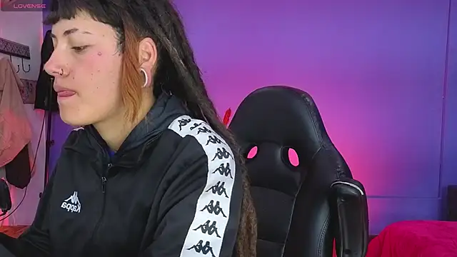  sharlotte777 online show from 10-27-25, 01:56