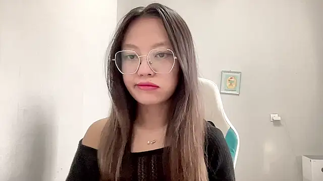 Risalynn online show from 02-25-25, 03:09