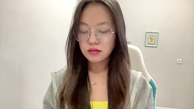 Risalynn online show from 01-29-25, 02:40