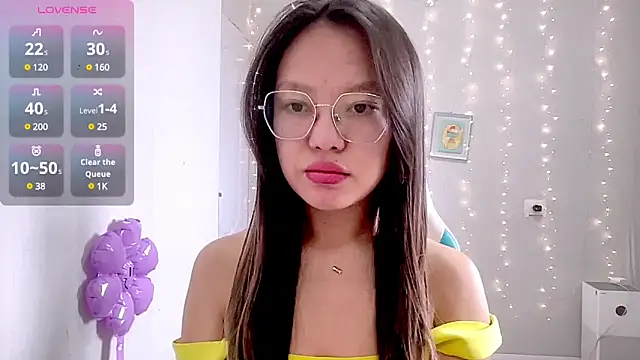 Risalynn online show from 03-22-25, 04:14