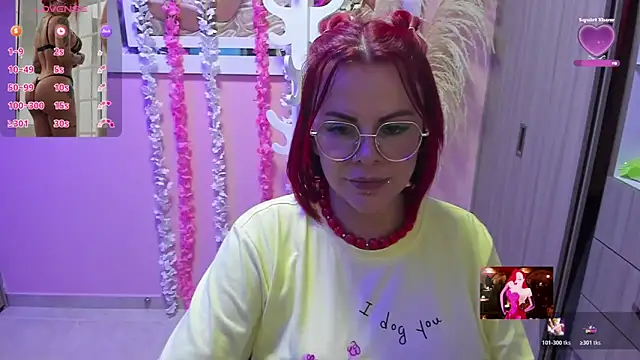 Snapshot of KAROL_MILF chatting on 07-24-26, 12:50 KAROL MILF online show from 07-24-26, 12:50