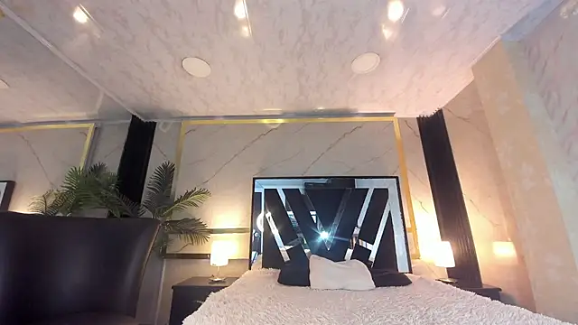 Princess Violett online show from 11-28-25, 02:39