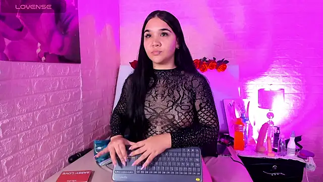 Snapshot of LYAA_COLLINS_ chatting on 09-11-25, 12:05 LYAA COLLINS online show from 09-11-25, 12:05