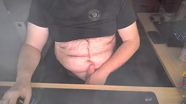 Currycake online show from 12-17-25, 08:36