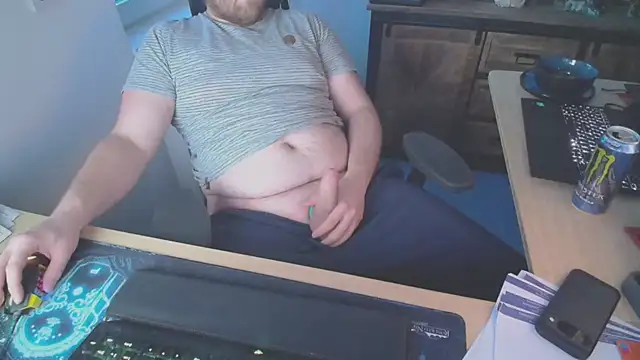 Currycake online show from 01-16-26, 04:11