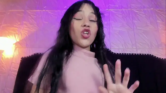 Sofii Carter online show from 11-18-25, 08:12