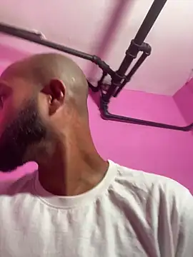 islandvybee55 online show from 02-24-26, 02:18