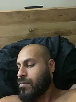 islandvybee55 online show from 03-19-26, 02:11