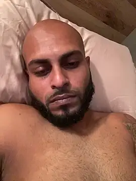 islandvybee55 online show from 02-28-26, 01:00