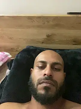 islandvybee55 online show from 03-10-26, 02:43