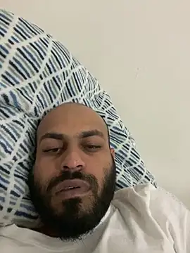 islandvybee55 online show from 03-10-25, 03:45