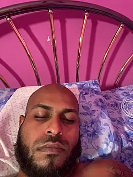 islandvybee55 online show from 02-23-26, 04:25