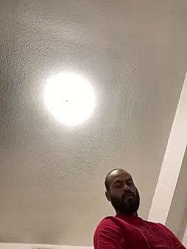 islandvybee55 online show from 03-22-25, 08:51