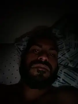 islandvybee55 online show from 02-10-25, 09:14