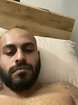 islandvybee55 online show from 04-19-26, 03:02