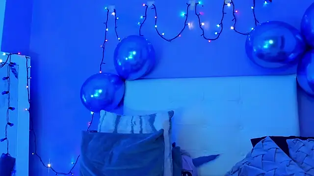 Charlotte11-11 online show from 12-17-25, 02:55