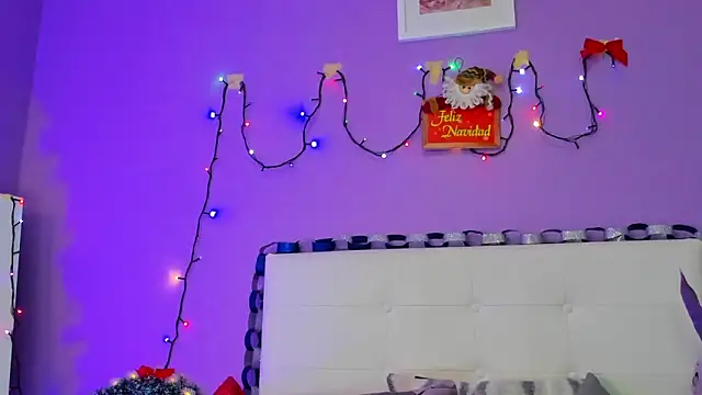 Charlotte11-11 online show from 12-05-25, 02:48