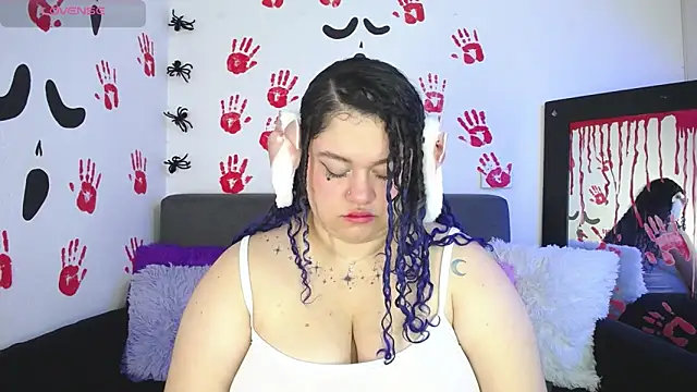 lunitaa0 online show from 10-16-25, 04:32