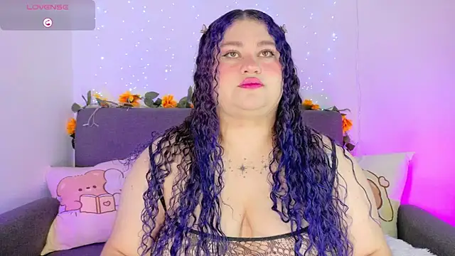 Snapshot of lunitaa0 chatting on 05-14-26, 11:51 lunitaa0 online show from 05-14-26, 11:51