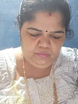 Snapshot of tamilthanushri chatting on 05-08-26, 07:45 tamilthanushri online show from 05-08-26, 07:45