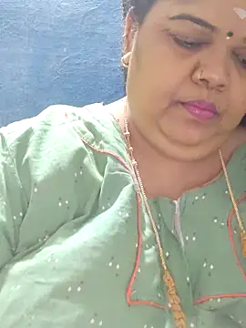Snapshot of tamilthanushri chatting on 05-21-26, 07:28 tamilthanushri online show from 05-21-26, 07:28