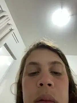 Snapshot of Ma_Santos chatting on 04-15-26, 11:27 Ma Santos online show from 04-15-26, 11:27