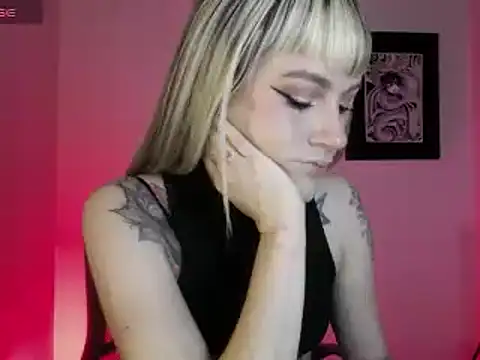 Snapshot of kim_jeins11 chatting on 03-14-25, 12:54 kim jeins11 online show from 03-14-25, 12:54