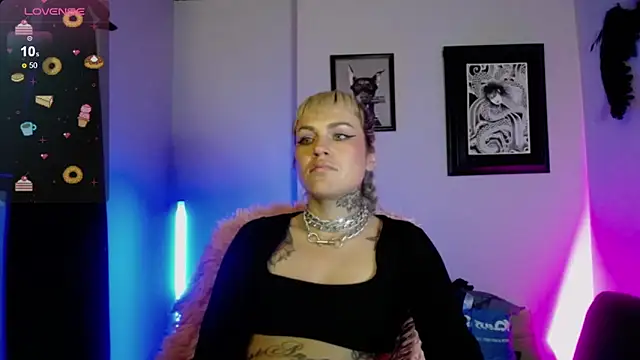 Snapshot of kim_jeins11 chatting on 10-18-25, 12:56 kim jeins11 online show from 10-18-25, 12:56