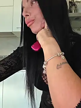 cicciolina online show from 11-19-25, 01:44