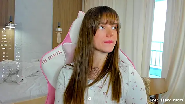 aesthetics  tease online show from 11-03-25, 04:07