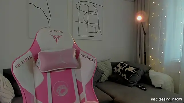 aesthetics  tease online show from 01-19-26, 03:43