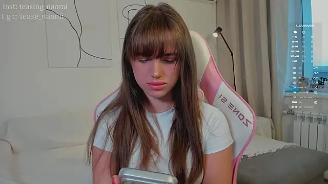 aesthetics  tease online show from 03-27-26, 01:25