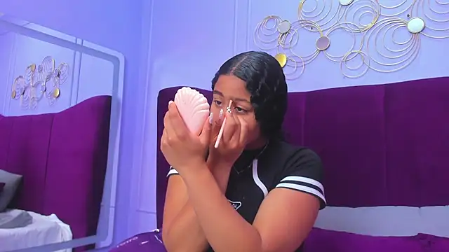 Sofi Fox  online show from 02-28-25, 01:14