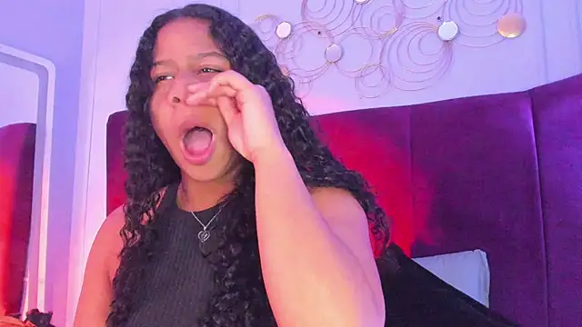 Sofi Fox  online show from 04-02-26, 03:13