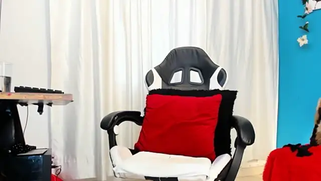 Snapshot of Bethanyjhonson chatting on 12-16-24, 04:16 Bethanyjhonson online show from 12-16-24, 04:16