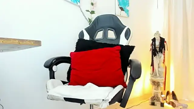 Snapshot of Bethanyjhonson chatting on 01-04-25, 03:07 Bethanyjhonson online show from 01-04-25, 03:07