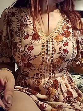 KITTEN-10 online show from 10-04-25, 03:52