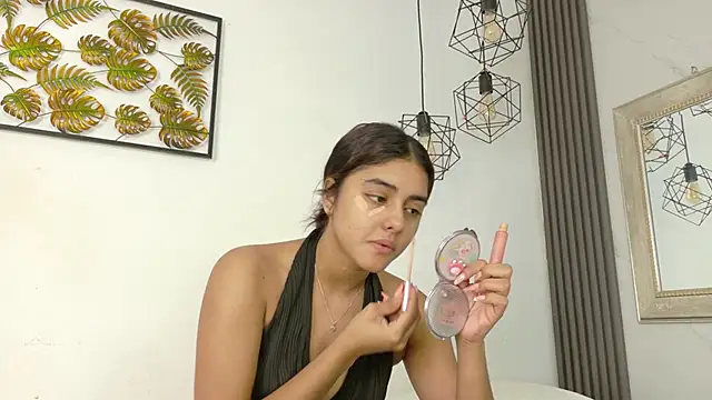 natalia aguirre1 online show from 12-03-25, 12:04