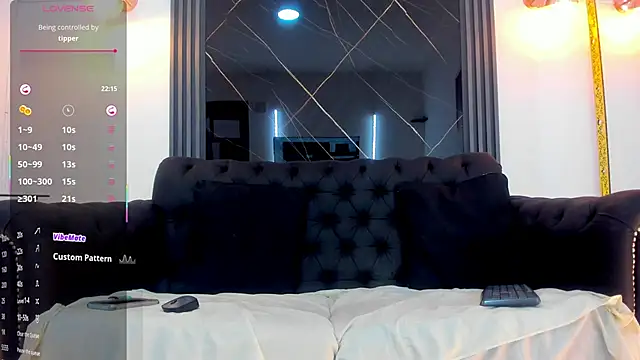 VickyJohnson1 online show from 11-14-25, 08:23