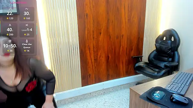 VickyJohnson1 online show from 12-20-25, 08:22