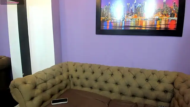 VickyJohnson1 online show from 11-01-25, 08:25