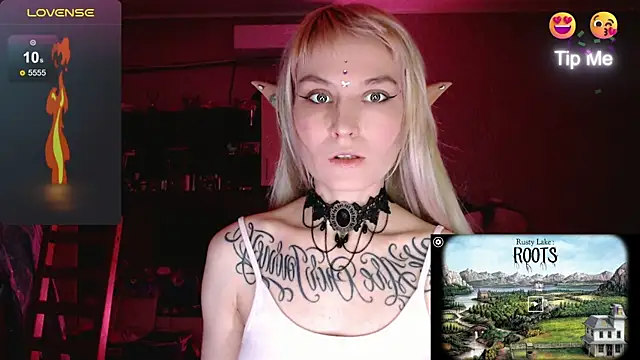 Snapshot of mischellemeow13 chatting on 11-28-25, 11:27 mischellemeow13 online show from 11-28-25, 11:27