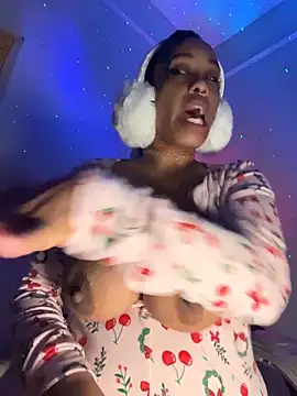 loveluna8 online show from 12-16-25, 09:35