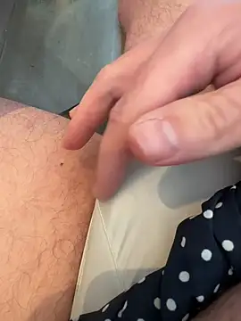 Voyeurpervert69 online show from 02-25-26, 08:25