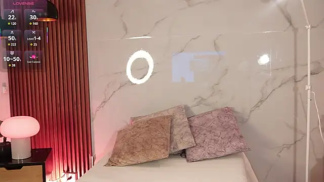 lexiee grey  online show from 12-19-25, 11:56