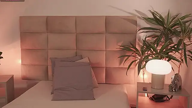 lexiee grey  online show from 02-20-26, 12:07