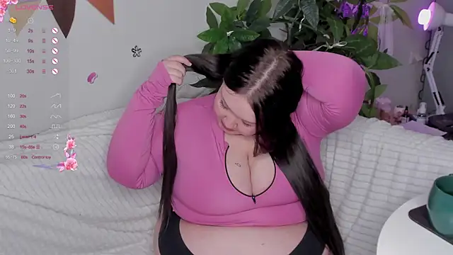 LilyBelll online show from 11-12-25, 10:30