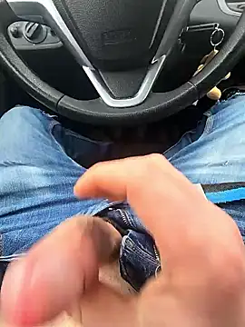 Titanhoott online show from 01-10-26, 10:21