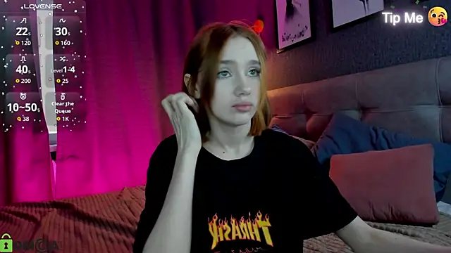 Snapshot of Lesi_Moonie01 chatting on 05-05-26, 08:50 Lesi Moonie01 online show from 05-05-26, 08:50