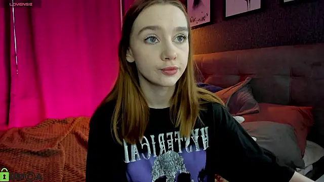 Lesi Moonie01 online show from 03-13-26, 09:14